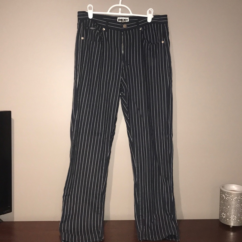 DKNY Vintage Blue/White Striped Pants Size 6
